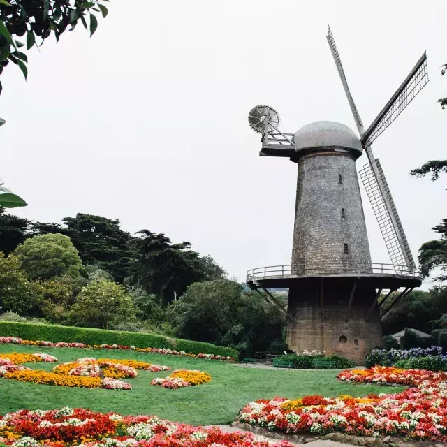 Moinho de vento holandês no Golden Gate Park